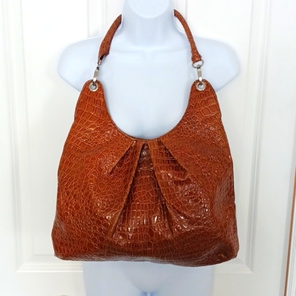 Women's Brown Faux Leather Purse.